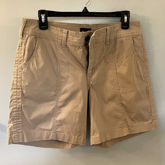 Basic Editions Pants - Basic Editions Womens Tan Beige Shorts with Front Patch Pockets - Sz Small